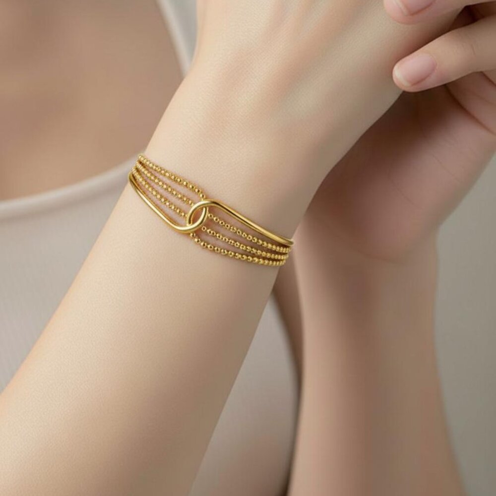Middle Eastern And Latin Luxurious & Stylish Open Bangles Stainless Gold Plated